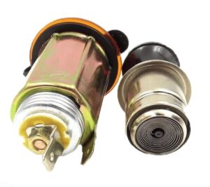 ÇAKMAK VE ŞASE SOKET 12)V 10A  (IC-246B-6