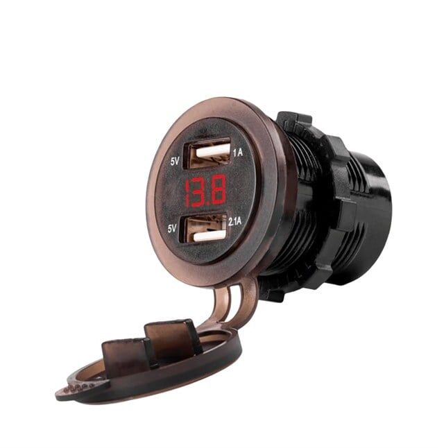 Babarvy Voltmetreli Çift USB Girişi Kapaklı